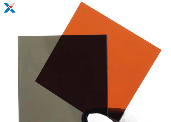 Les panneaux de perspex ont coupé pour classer le bleu translucide acrylique de la feuille 4x8 de plexiglass