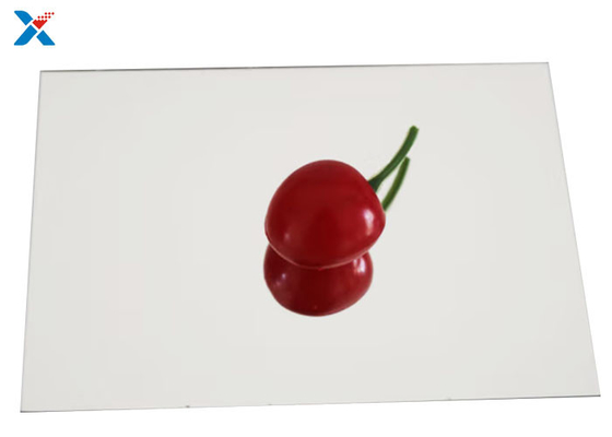 Feuille d'acrylique miroir argentée flexible de 12 po x 24 po, parfaite pour les enseignes décoratives